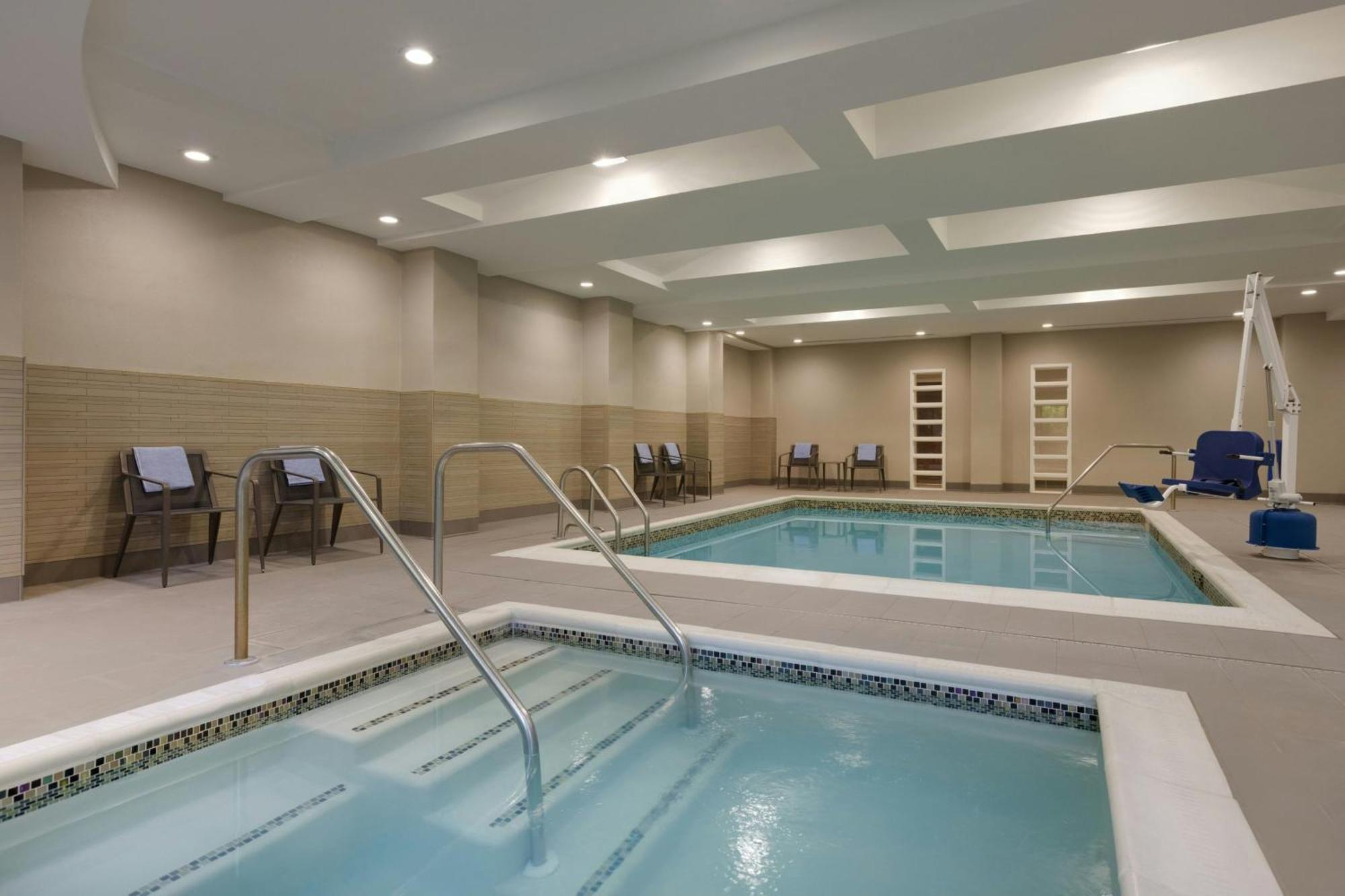Готель Courtyard Lancaster Fertility Екстер'єр фото